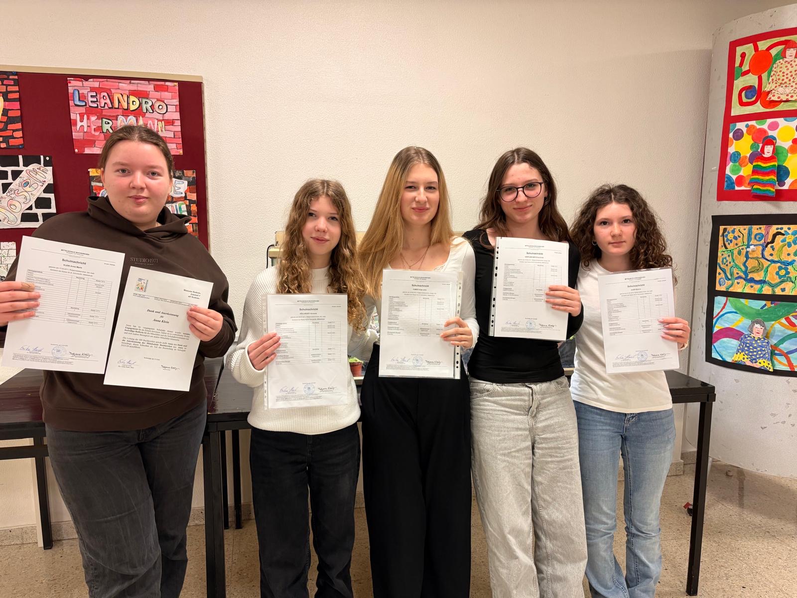 Semesterende mit Schulnachrichten